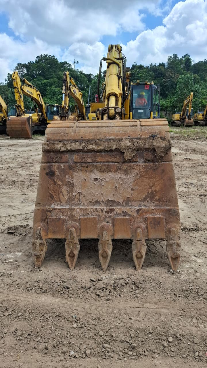 PC400-1
