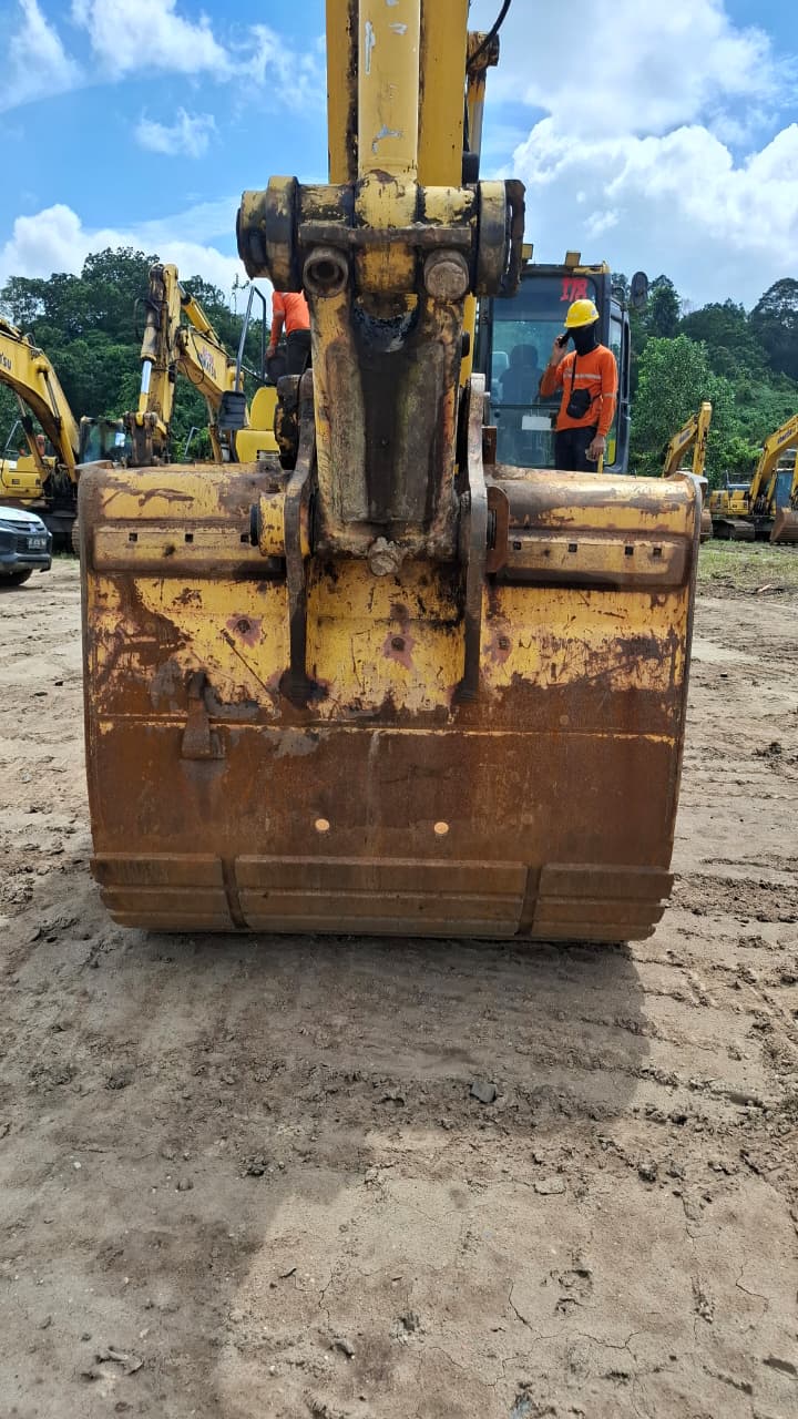 PC400-1