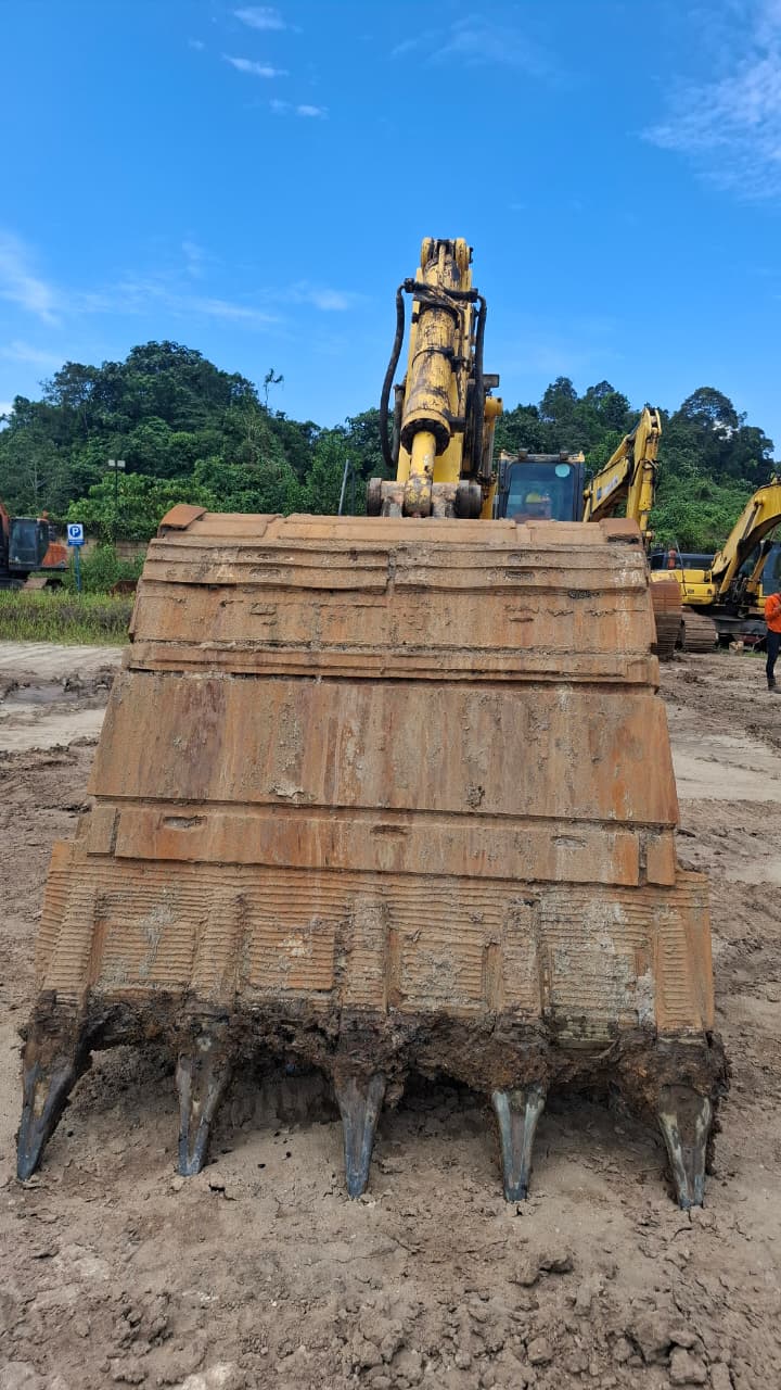 PC400-1